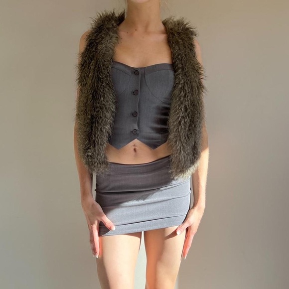 Grey Fur Vest - Picture 4 of 4